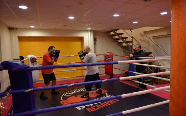 Σχολή πυγμαχίας Ευ Ζην Σχολή πυγμαχίας στην Πετρούπολη, Πυγμαχία Ευ Ζην